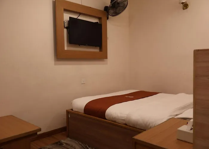 Hotel Oyo 820 Natraj